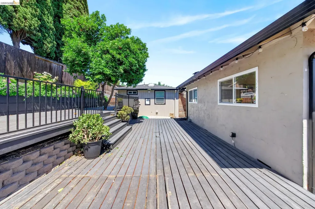 1217 Mission Drive Antioch CA 94509