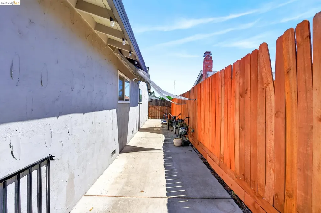 1217 Mission Drive Antioch CA 94509