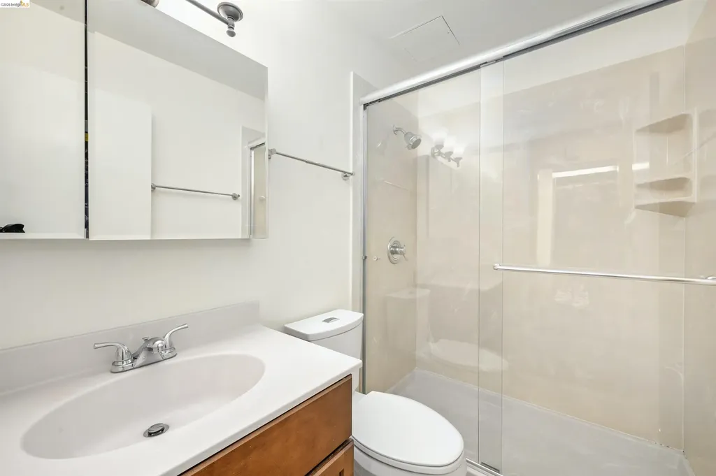2 Commodore Drive Emeryville CA 94608
