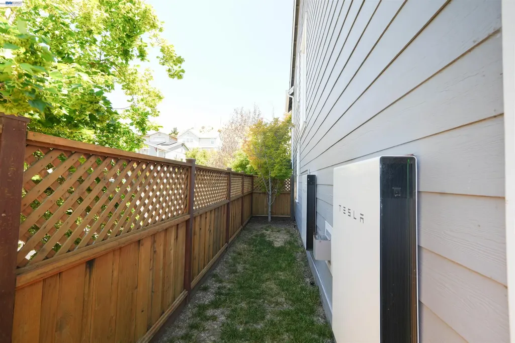 200 Seapoint Place Richmond CA 94801