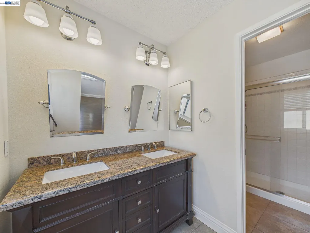 1546 Ohara Court Clayton CA 94517