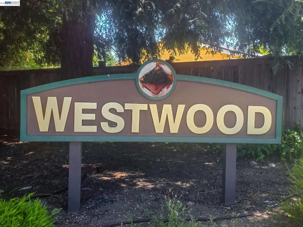 1546 Ohara Court Clayton CA 94517