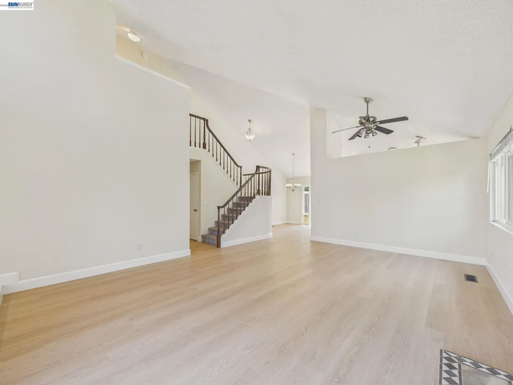 1546 Ohara Court Clayton CA 94517