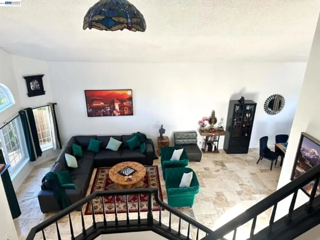 5182 Coach El Sobrante CA 94803
