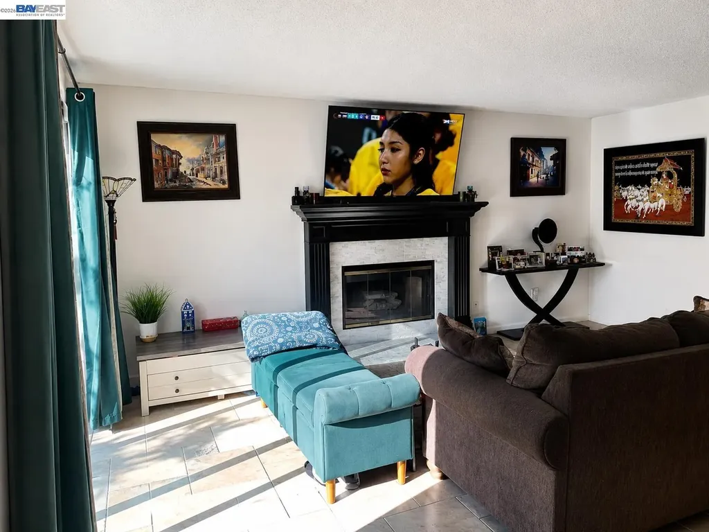 5182 Coach El Sobrante CA 94803