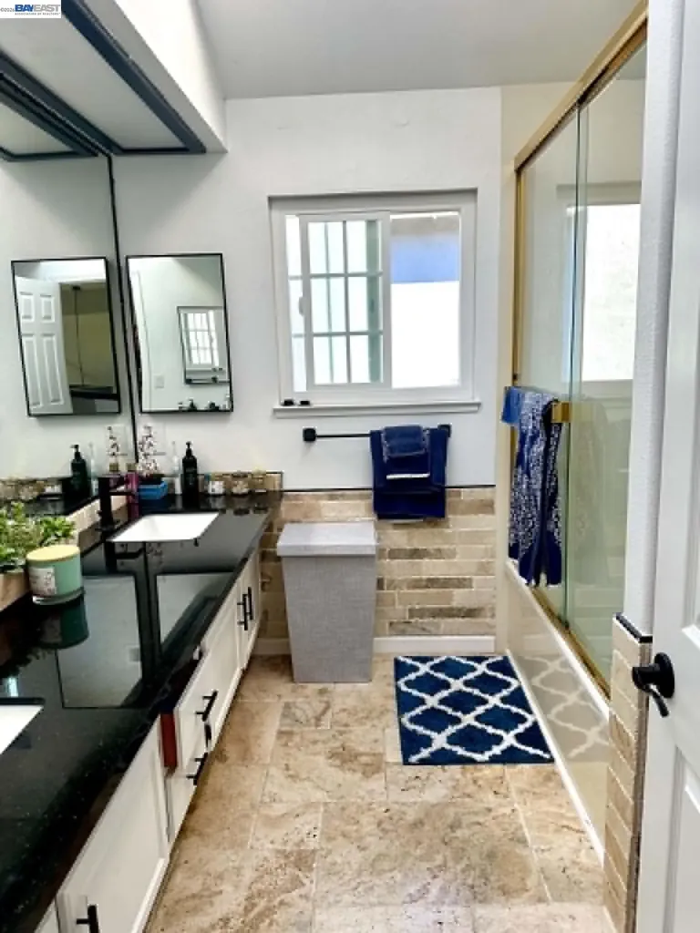 5182 Coach El Sobrante CA 94803