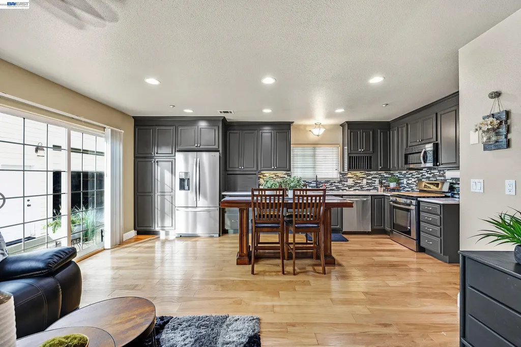 337 I Street Fremont CA 94536