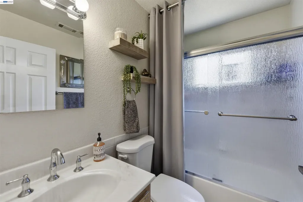 14868 Crosby Street San Leandro CA 94579