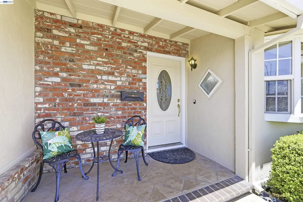 5157 Eggers Drive Fremont CA 94536