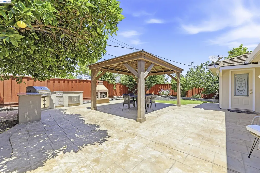 5157 Eggers Drive Fremont CA 94536