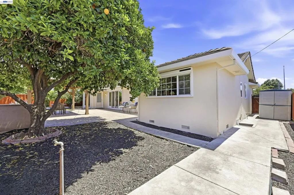 5157 Eggers Drive Fremont CA 94536
