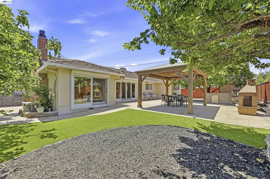 5157 Eggers Drive Fremont CA 94536