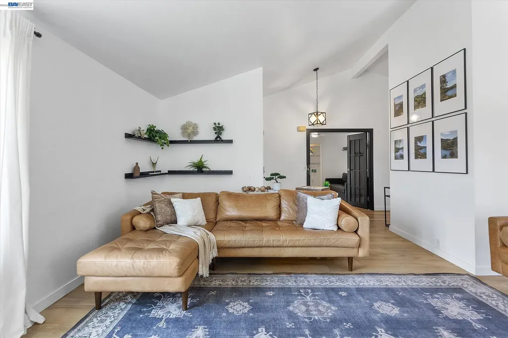 5736 Medallion Court Castro Valley CA 94552