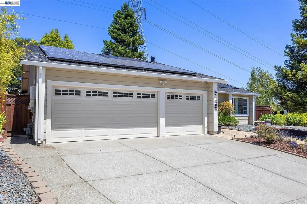 5736 Medallion Court Castro Valley CA 94552