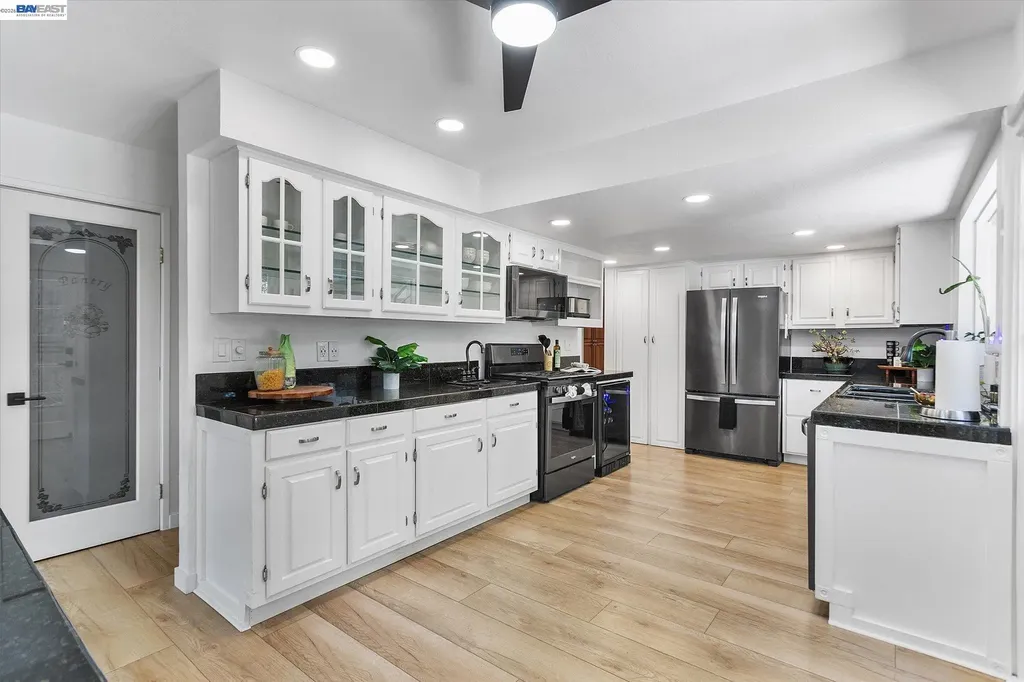 5736 Medallion Court Castro Valley CA 94552