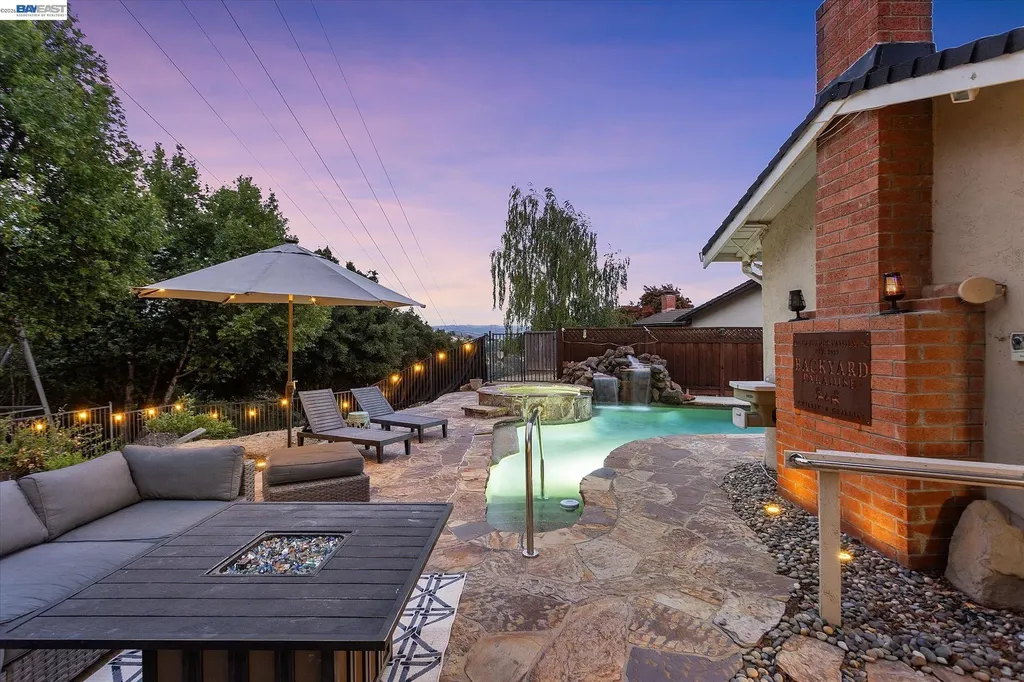 5736 Medallion Court Castro Valley CA 94552