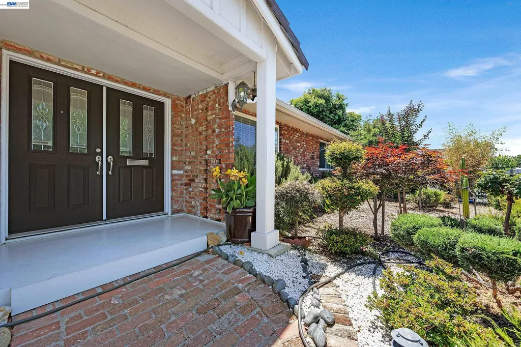 1742 Mendocino Drive Concord CA 94521