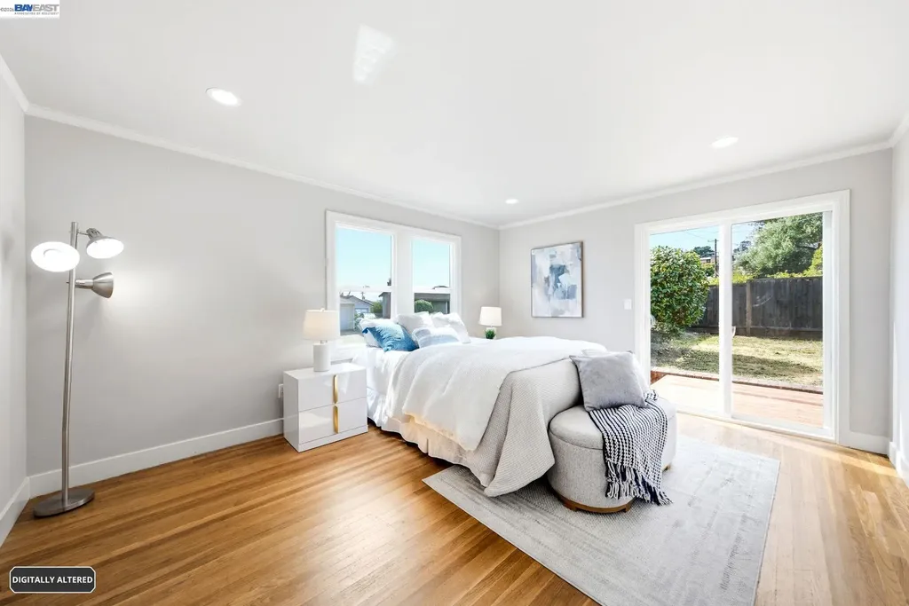 5901 Burlingame Avenue Richmond CA 94804