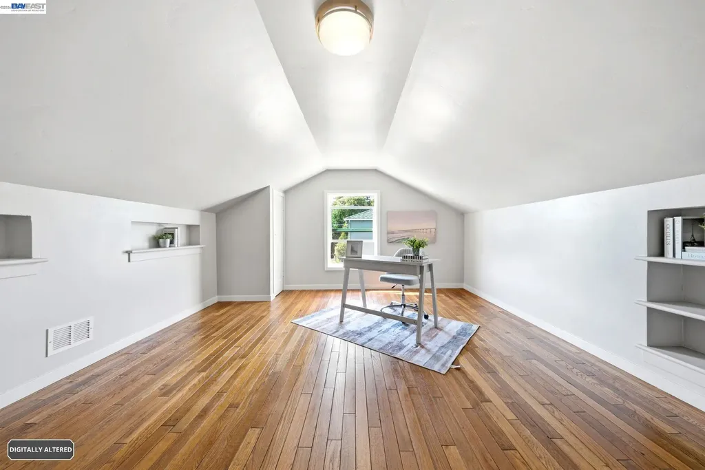 5901 Burlingame Avenue Richmond CA 94804
