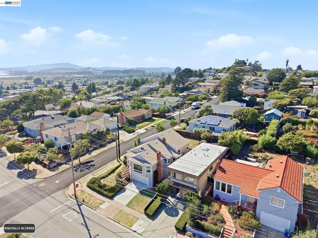 5901 Burlingame Avenue Richmond CA 94804