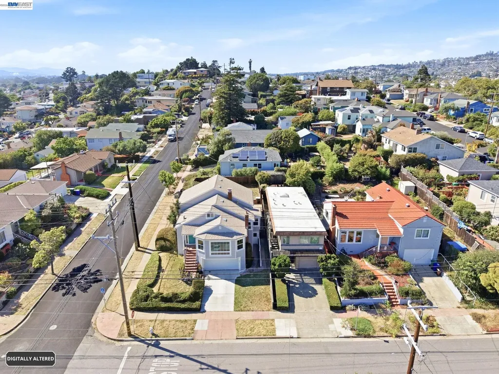 5901 Burlingame Avenue Richmond CA 94804