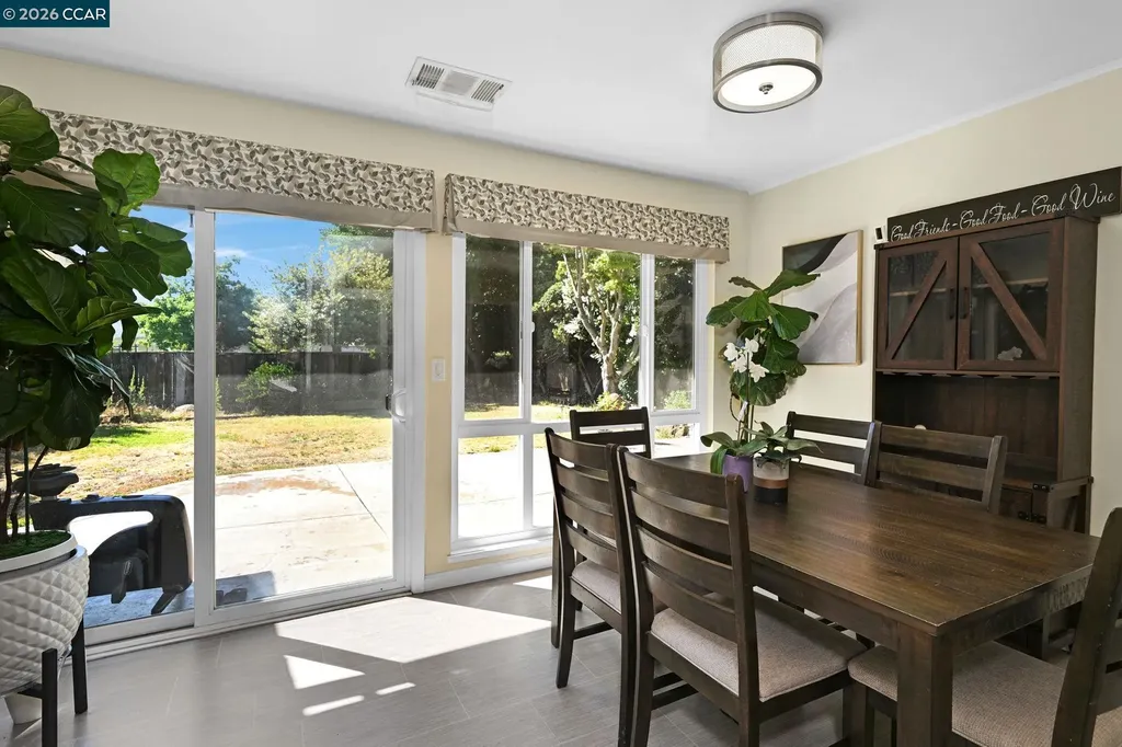 933 Santa Lucia Drive Pleasant Hill CA 94523
