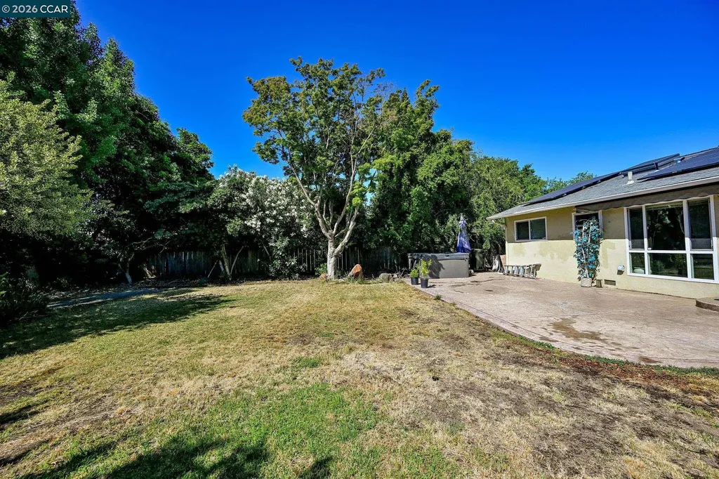 933 Santa Lucia Drive Pleasant Hill CA 94523