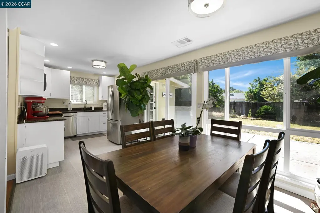933 Santa Lucia Drive Pleasant Hill CA 94523
