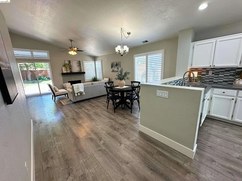 3014 Wright Way Brentwood CA 94513