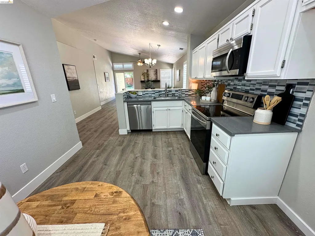 3014 Wright Way Brentwood CA 94513