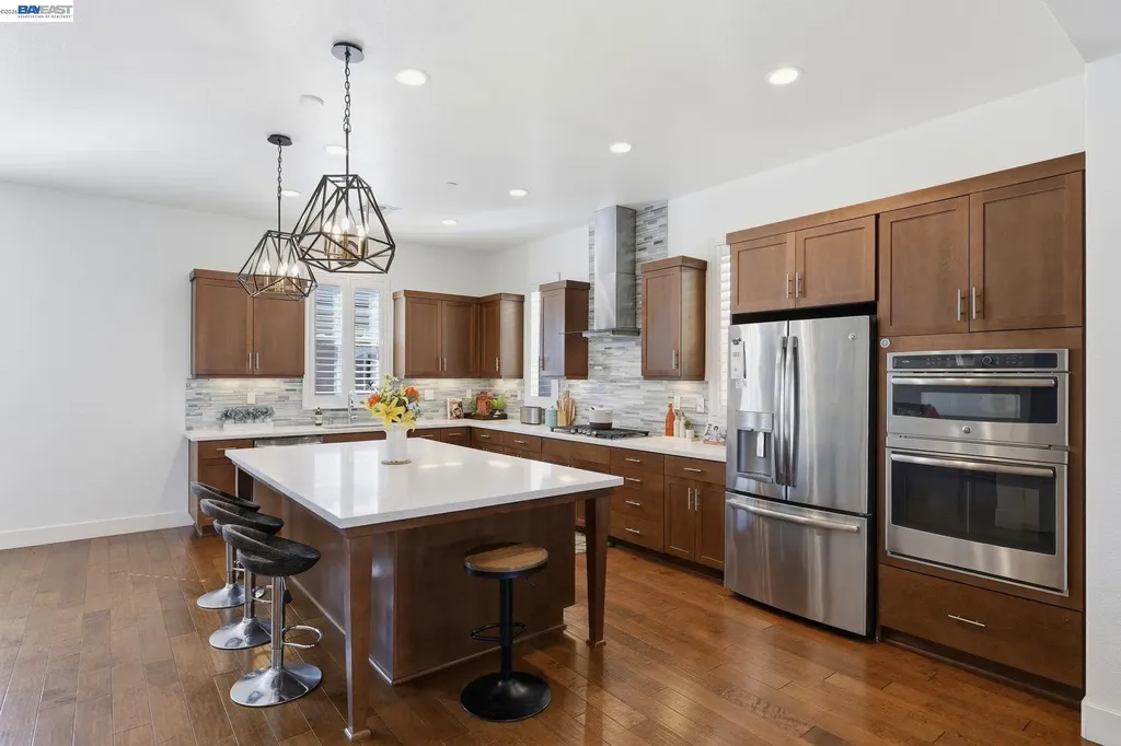 7240 Carneros Lane Dublin CA 94568