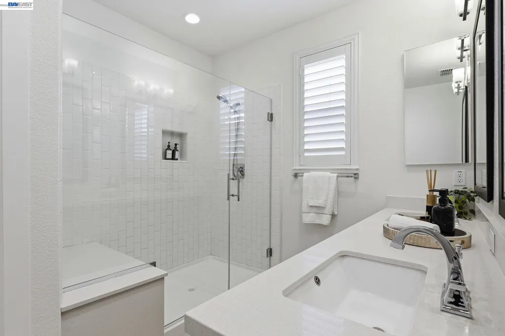 7240 Carneros Lane Dublin CA 94568