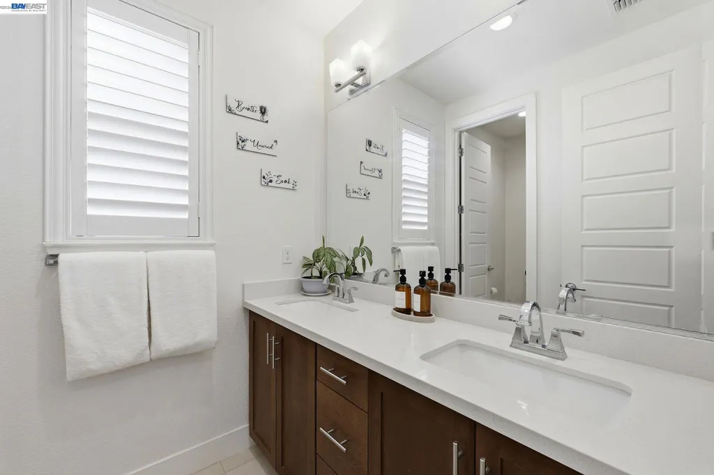 7240 Carneros Lane Dublin CA 94568