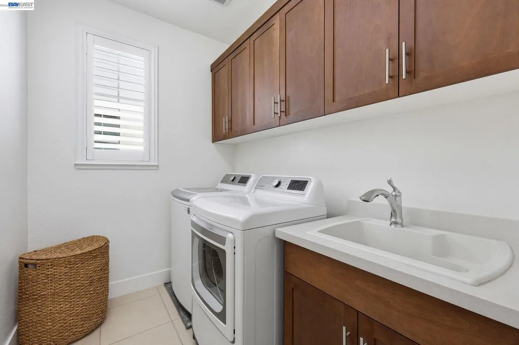7240 Carneros Lane Dublin CA 94568