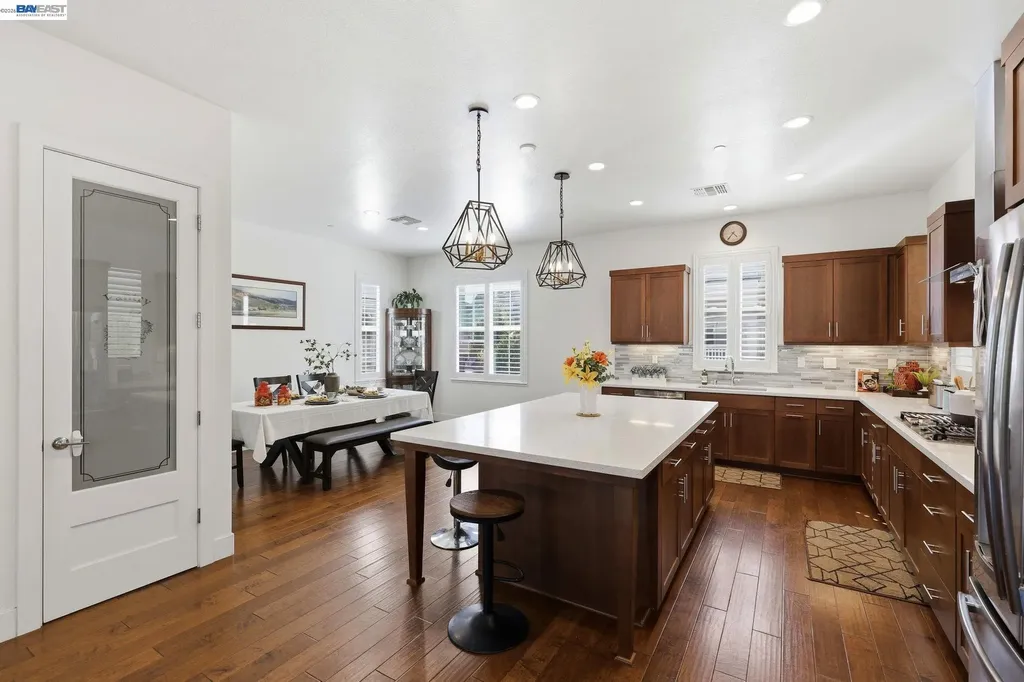 7240 Carneros Lane Dublin CA 94568