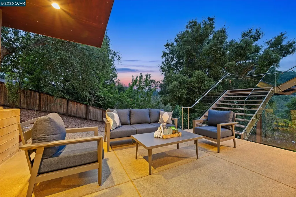 2 Crane Court Orinda CA 94563