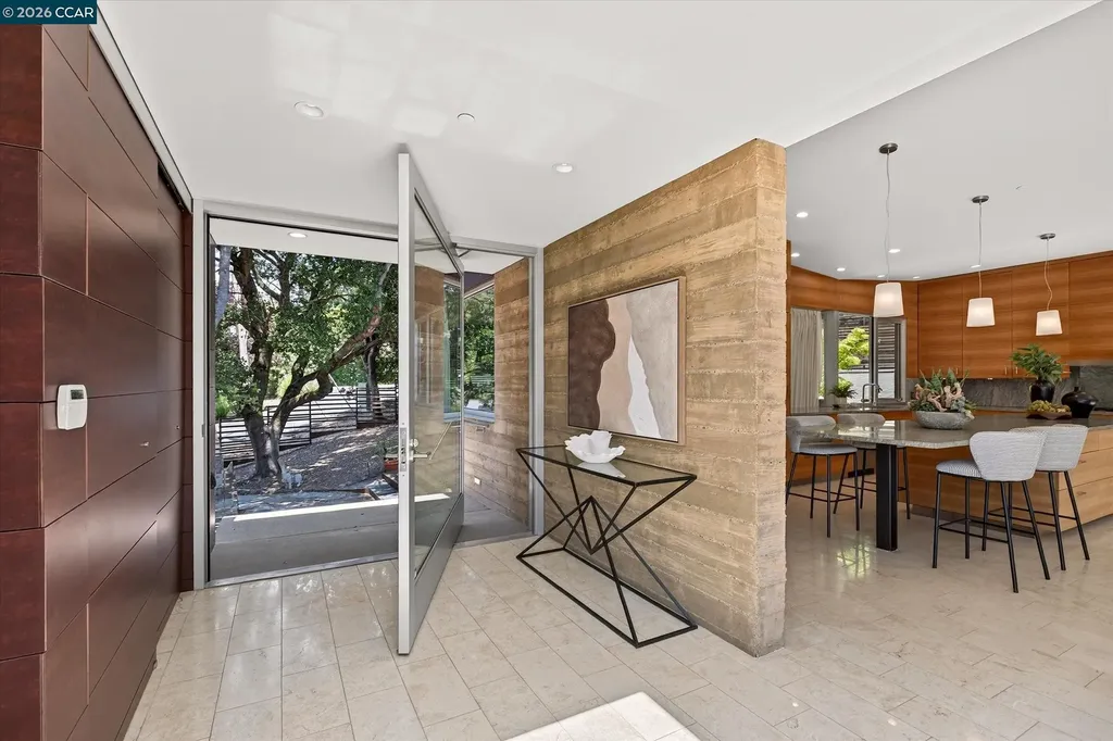 2 Crane Court Orinda CA 94563