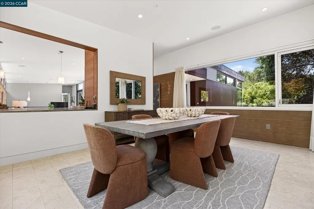 2 Crane Court Orinda CA 94563