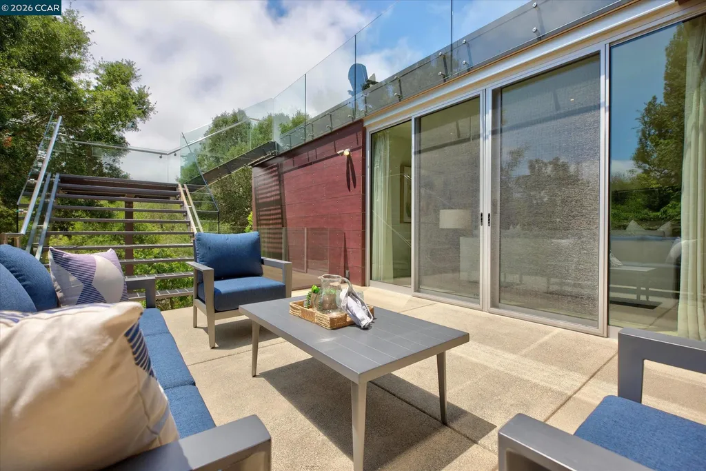 2 Crane Court Orinda CA 94563