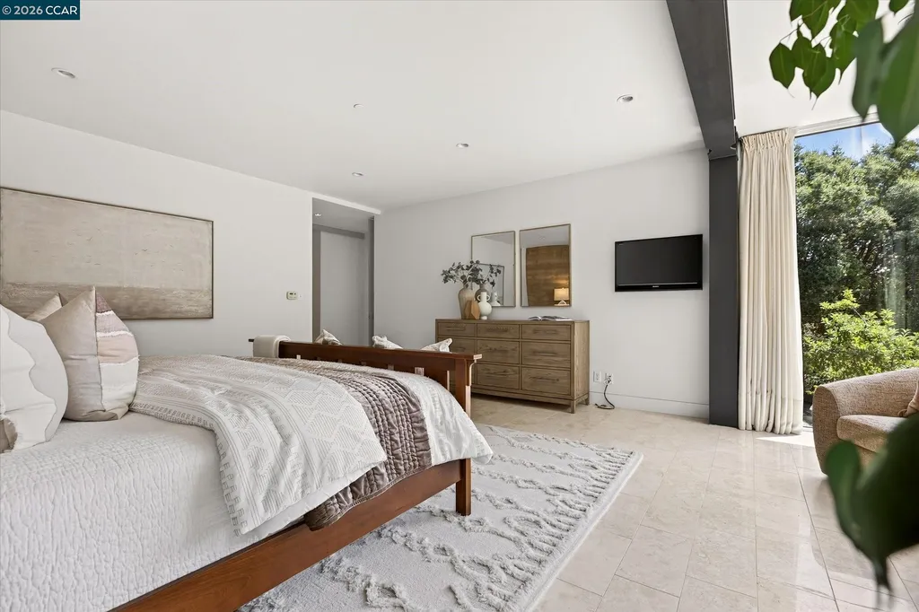 2 Crane Court Orinda CA 94563