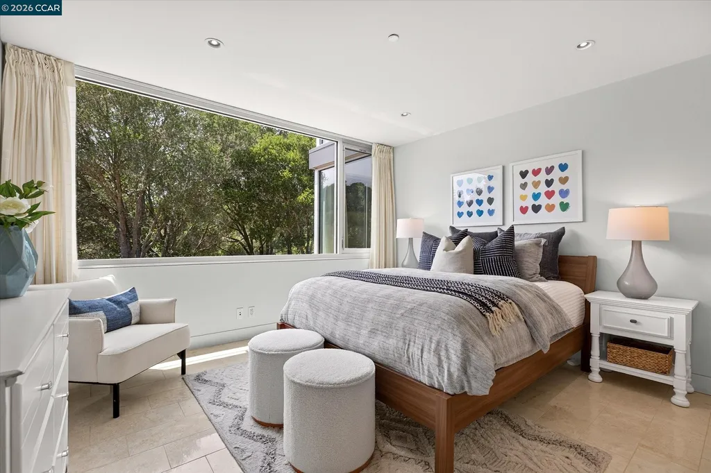 2 Crane Court Orinda CA 94563