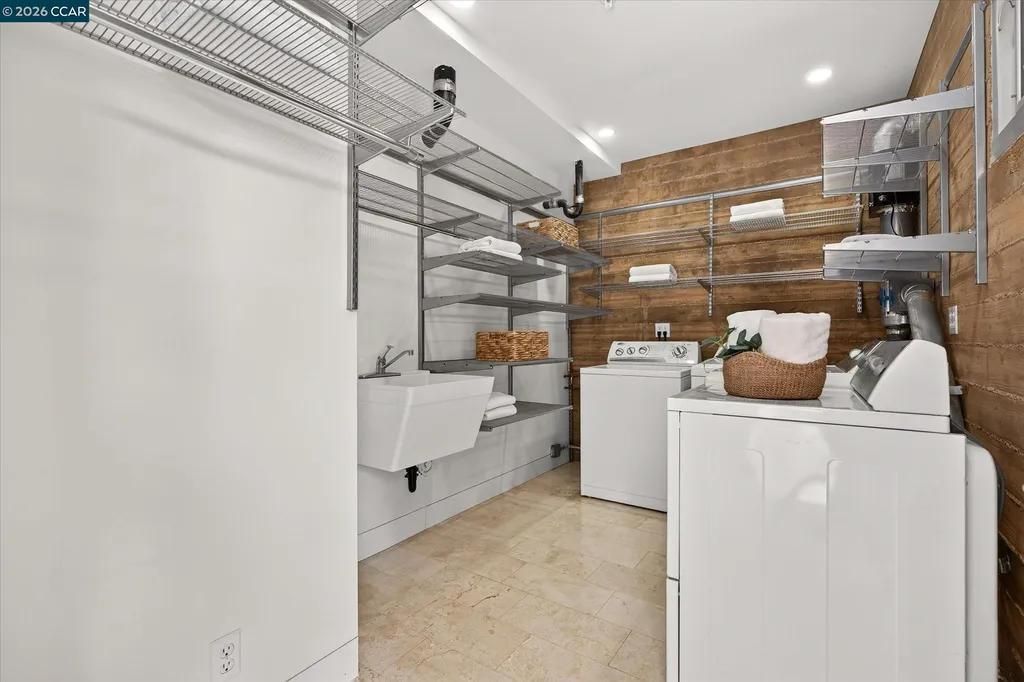2 Crane Court Orinda CA 94563
