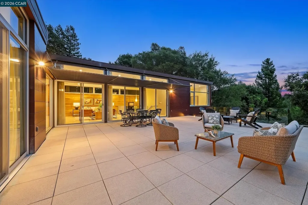 2 Crane Court Orinda CA 94563