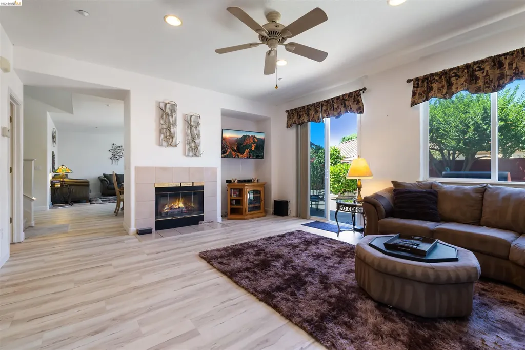 647 Macadamia Court Brentwood CA 94513