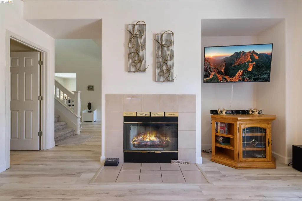 647 Macadamia Court Brentwood CA 94513