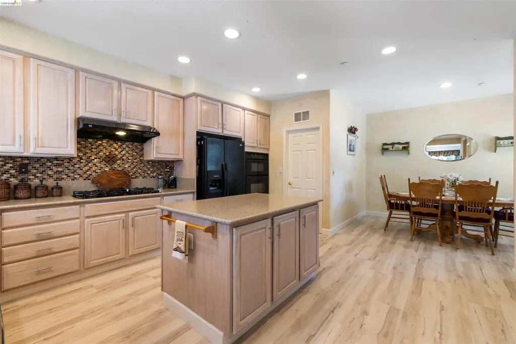647 Macadamia Court Brentwood CA 94513