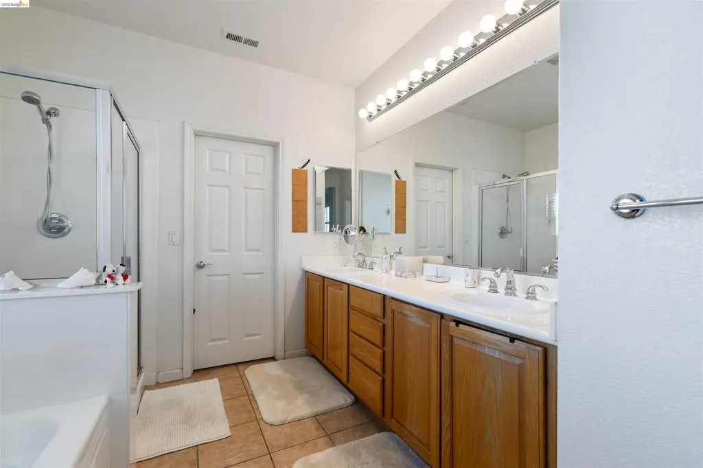 647 Macadamia Court Brentwood CA 94513