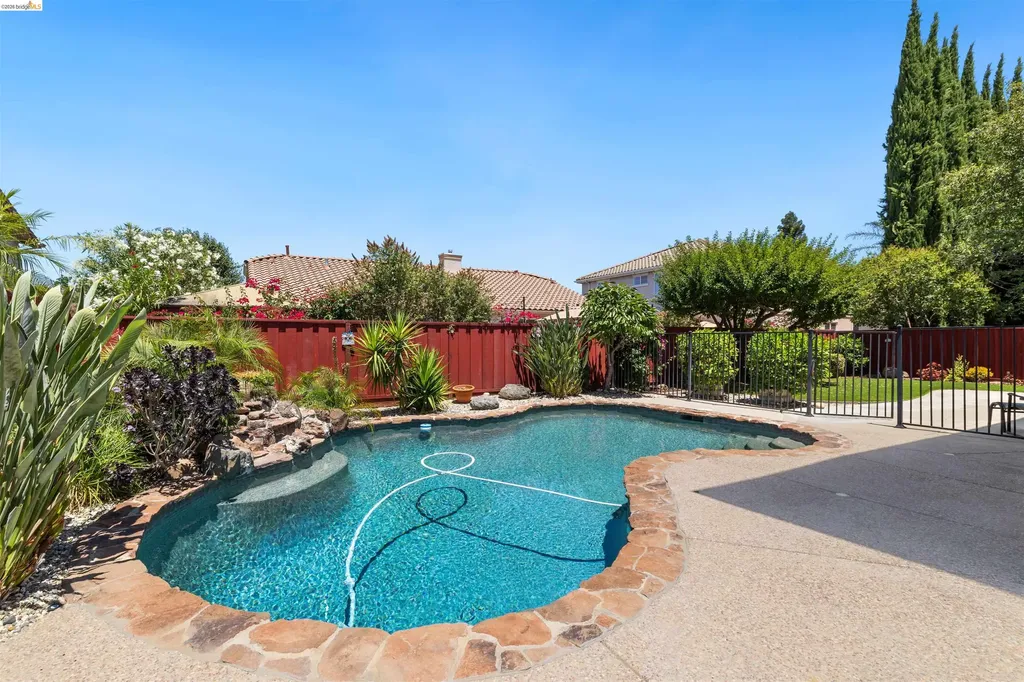 647 Macadamia Court Brentwood CA 94513