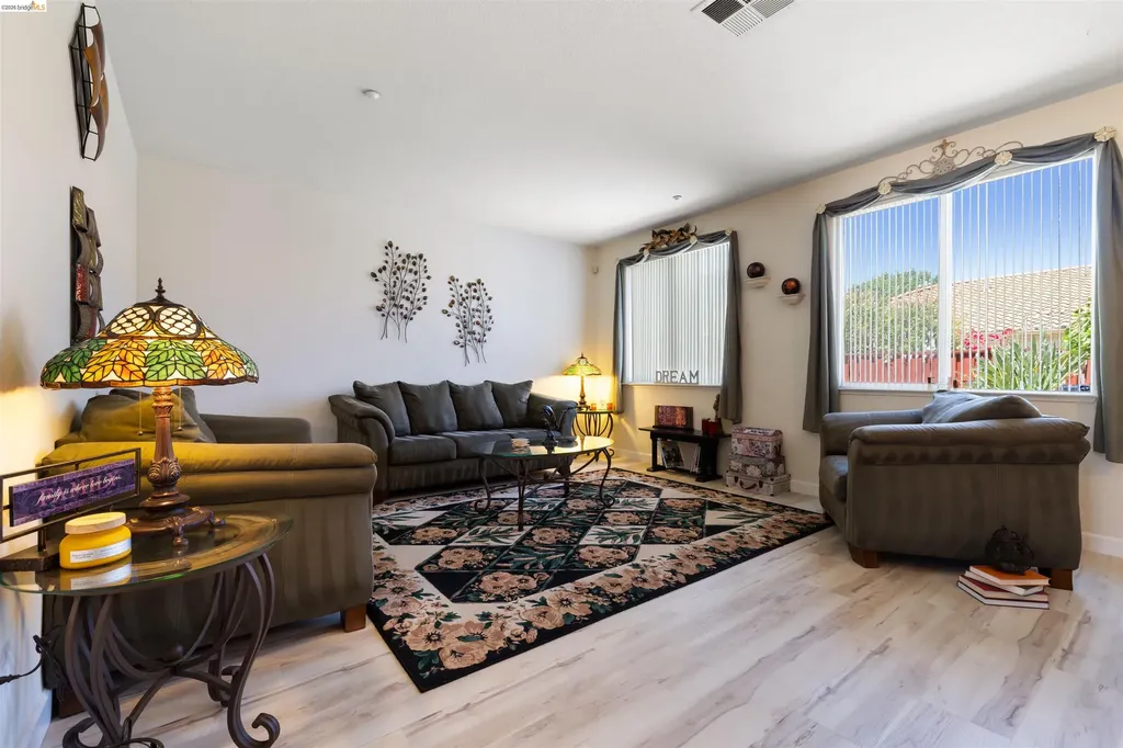 647 Macadamia Court Brentwood CA 94513