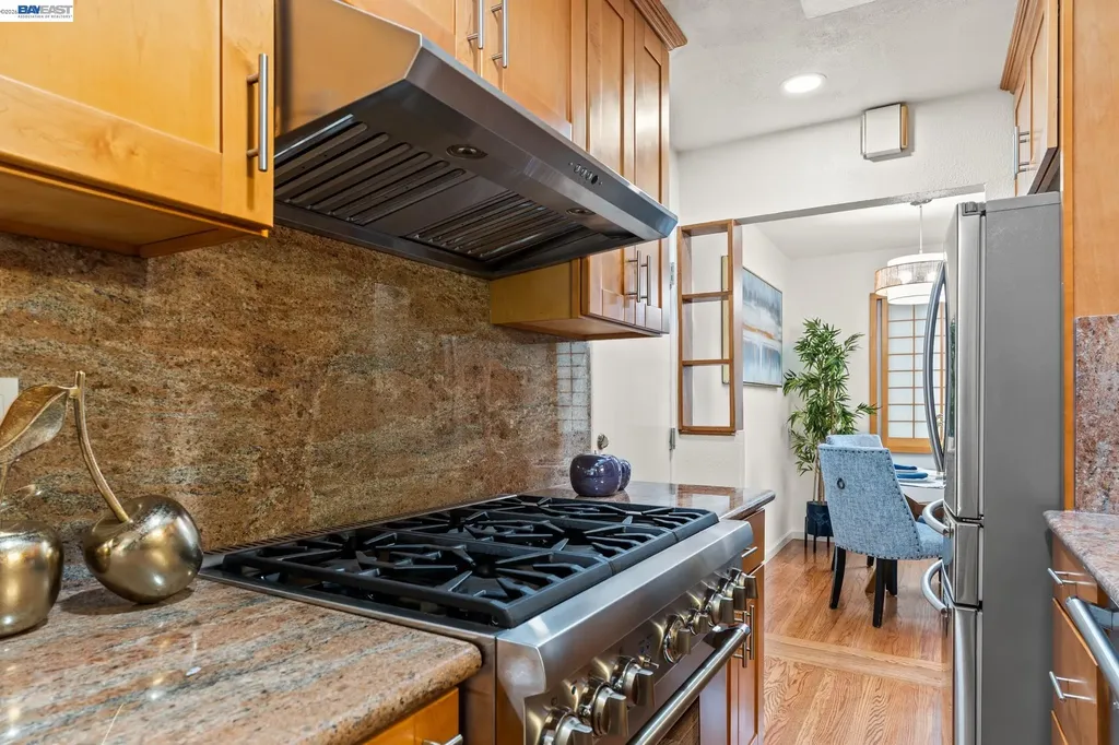23672 Stratton Court Hayward CA 94541
